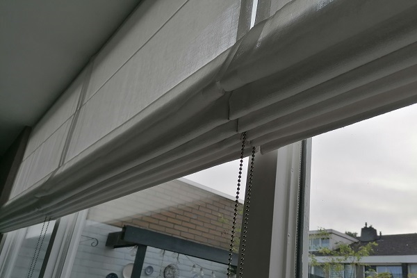 Vouwgordijn in productie